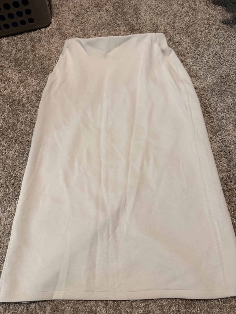 lululemon athletica Cream Pencil Skirt - Minimal Silhouette